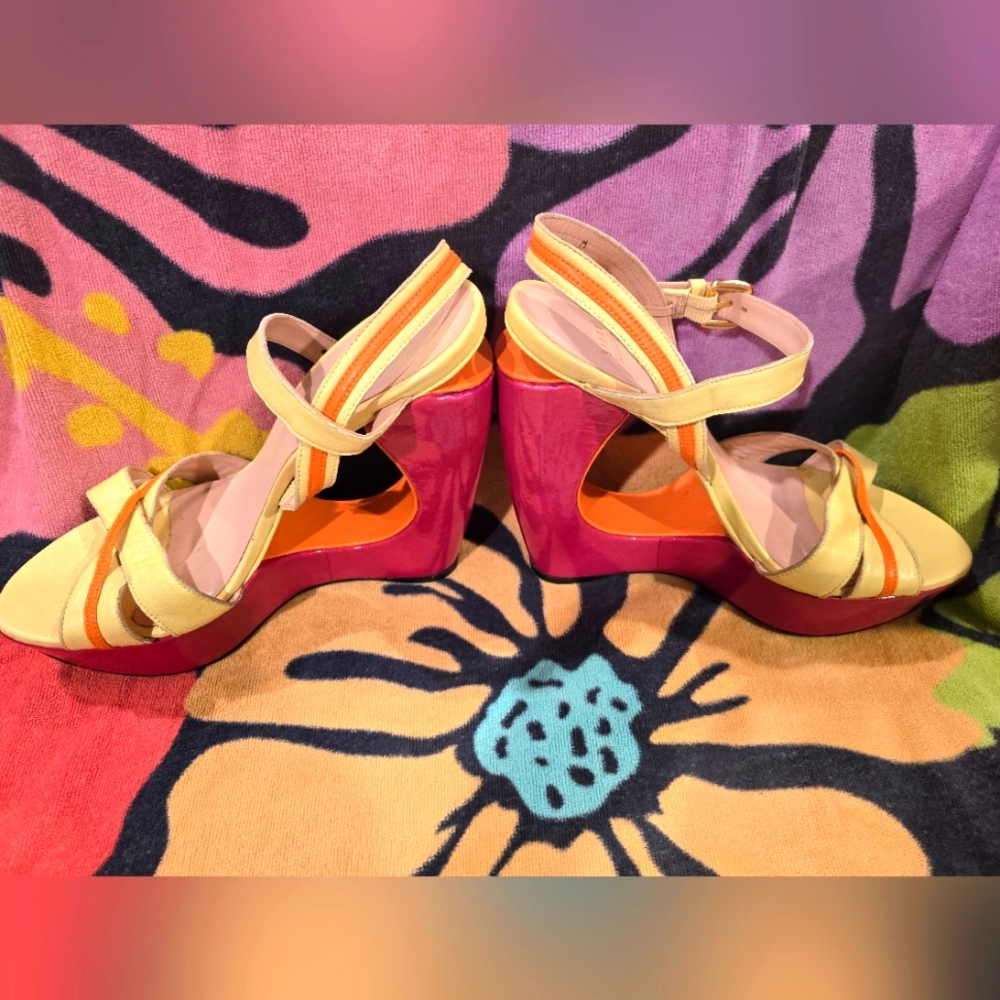 Stuart Weitzman Wedge Sandal Size 11  Great Condition!